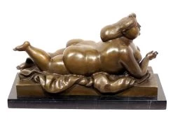 Modern Art Bronze - XXL Smoking Woman Signed Botero 9 Modern Art Bronze - XXL Smoking Woman Signed Botero -Salvador Dali Shop 159 459300a5a9cda8
