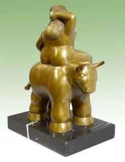 Modernist Sculpture - Rapto De Europe - By Fernando Botero -Salvador Dali Shop 226 359300a7c34237