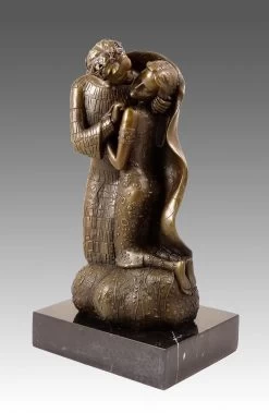 Georgeous Bronze Sculpture - The Kiss - Inspired By G. Klimt -Salvador Dali Shop 301 559300aa292082