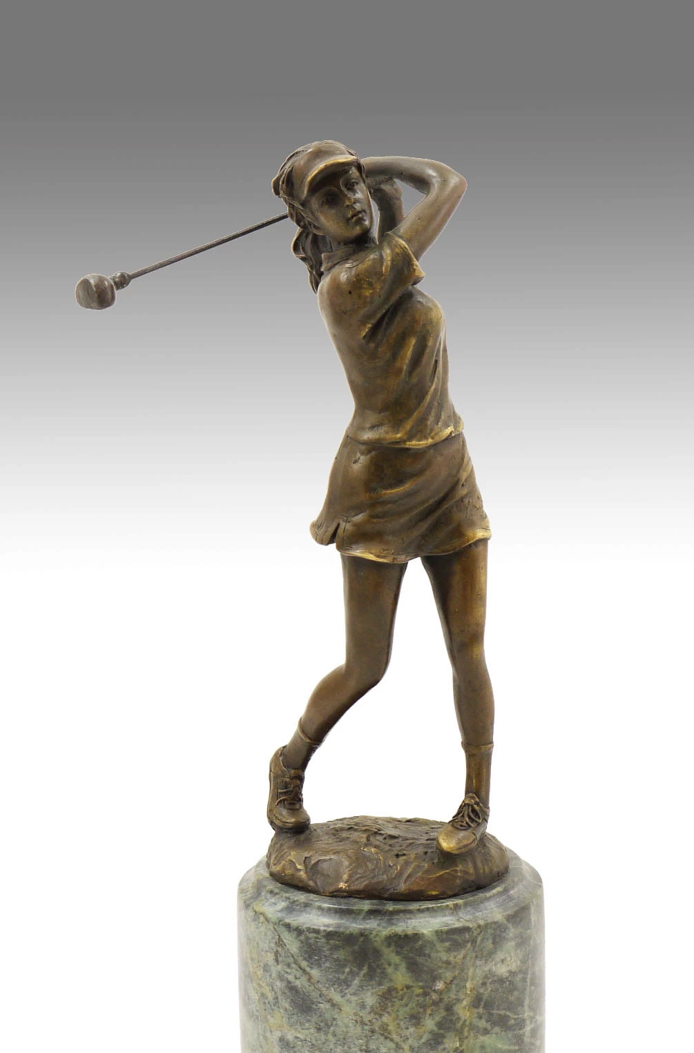 Cup / Sports Trophy Golf Player - Signed Milo