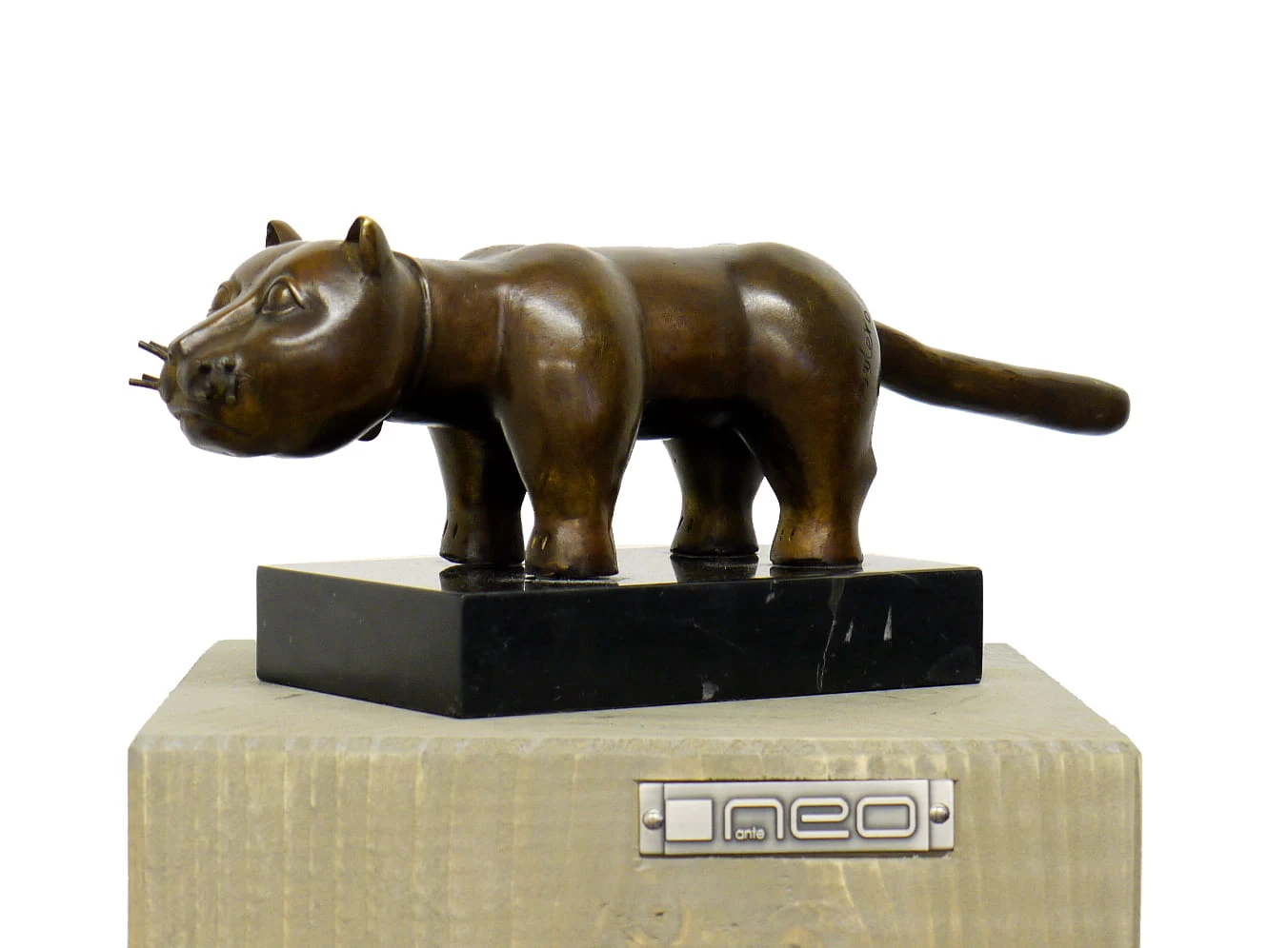 Modern Art Animal Bronze - El Gato, Signed F. Botero 1 Modern Art Animal Bronze - El Gato, Signed F. Botero