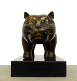 Modern Art Animal Bronze - El Gato, Signed F. Botero 12 Modern Art Animal Bronze - El Gato, Signed F. Botero -Salvador Dali Shop 466 559300b0c6809c