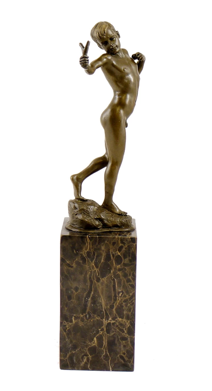 Small Male Nude Bronze - Boy With Catapult - Signed Milo 2 Small Male Nude Bronze - Boy With Catapult - Signed Milo - Image 2