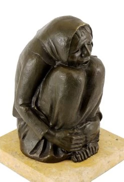 Modern Bronze Figure - Freezing Crone (1937) - Ernst Barlach -Salvador Dali Shop 602 559300b82ed20d