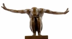 Bronze Figure - Mr. Universe - Signed - Milo 13 Bronze Figure - Mr. Universe - Signed - Milo -Salvador Dali Shop 768 7