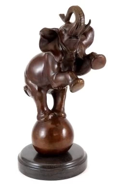 Bronze Animal Sculpture - Elephant On Ball - Sign. Bugatti -Salvador Dali Shop 823 359300c1d32498