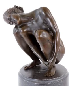 Erotic Nude Bronze Figurine - The Squatting Woman - Sign. Milo