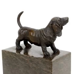 English Hound - Basset Hound Figurine - Signed Milo - Bronze Statues For Sale -Salvador Dali Shop DSC02662