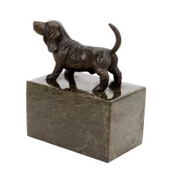 English Hound - Basset Hound Figurine - Signed Milo - Bronze Statues For Sale -Salvador Dali Shop DSC02664