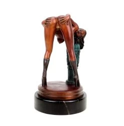 Erotic Girl Lola In High Heels - Signed J. Patoue - Erotic Figurine -Salvador Dali Shop DSC02792