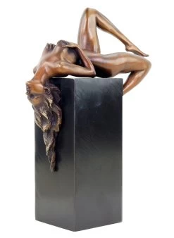 Erotic Bronze Figurine - Reclining Female Nude By Martin Klein -Salvador Dali Shop DSC04930