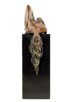 Erotic Bronze Figurine - Reclining Female Nude By Martin Klein -Salvador Dali Shop DSC04932