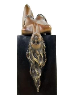 Erotic Bronze Figurine - Reclining Female Nude By Martin Klein -Salvador Dali Shop DSC04933
