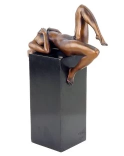 Erotic Bronze Figurine - Reclining Female Nude By Martin Klein
