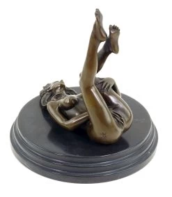 Erotic Girl Mary - Handjob - Signed M. Nick - Sexy Figurine