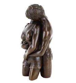 Erotic Bronze Figurine - Lovers Figurine - The Embrace By Patoue 8 Erotic Bronze Figurine - Lovers Figurine - The Embrace By Patoue -Salvador Dali Shop DSC05393
