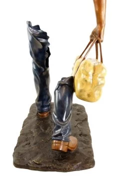 Broken Man XXL - Large Bronze Statue - Height: 128 Cm - Limited 16 Broken Man XXL - Large Bronze Statue - Height: 128 Cm - Limited -Salvador Dali Shop DSC06202