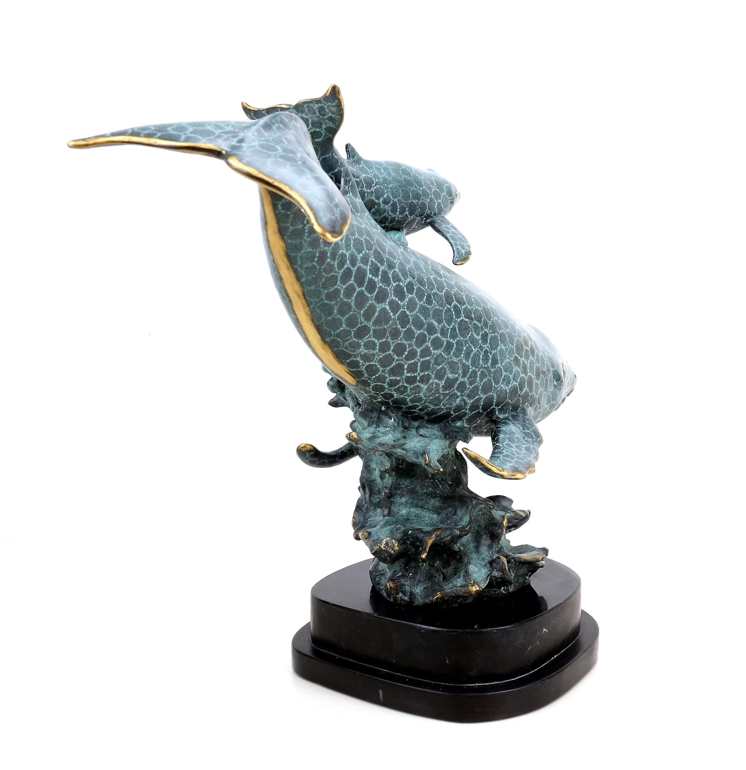 Blue Whale Mother With Her Child - Signed Milo - Whale Statue 5 Blue Whale Mother With Her Child - Signed Milo - Whale Statue - Image 5