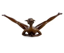 Erotic Girl Hannah - Girl Doing The Splits - Signed Cesaro - Erotic Figurines - Erotic Sculpture For Sale - Sex Sculpture For Sale -Salvador Dali Shop DSC08084