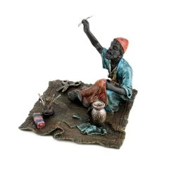 Arabian Tailor - Vienna Bronze - Carpet Bronze - Arab Figurine -Salvador Dali Shop DSC08180