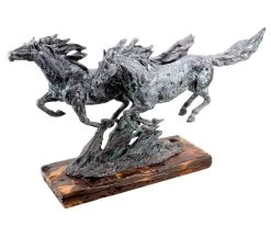 Contemporary Art - Wild Horses - Galloping Horses - Signed Milo - Horse Statue