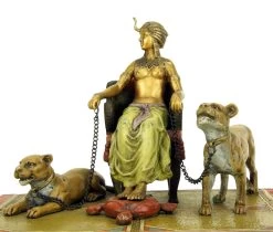 Erotic Nude - Pharaoh With Lionesses - Bergmann - Carpet Bronze -Salvador Dali Shop DSC09034