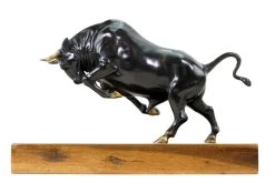 Limited Bronze Bull - Sculpture On Old Ship’s Plank - Martin Klein Statue -Salvador Dali Shop DSC09817